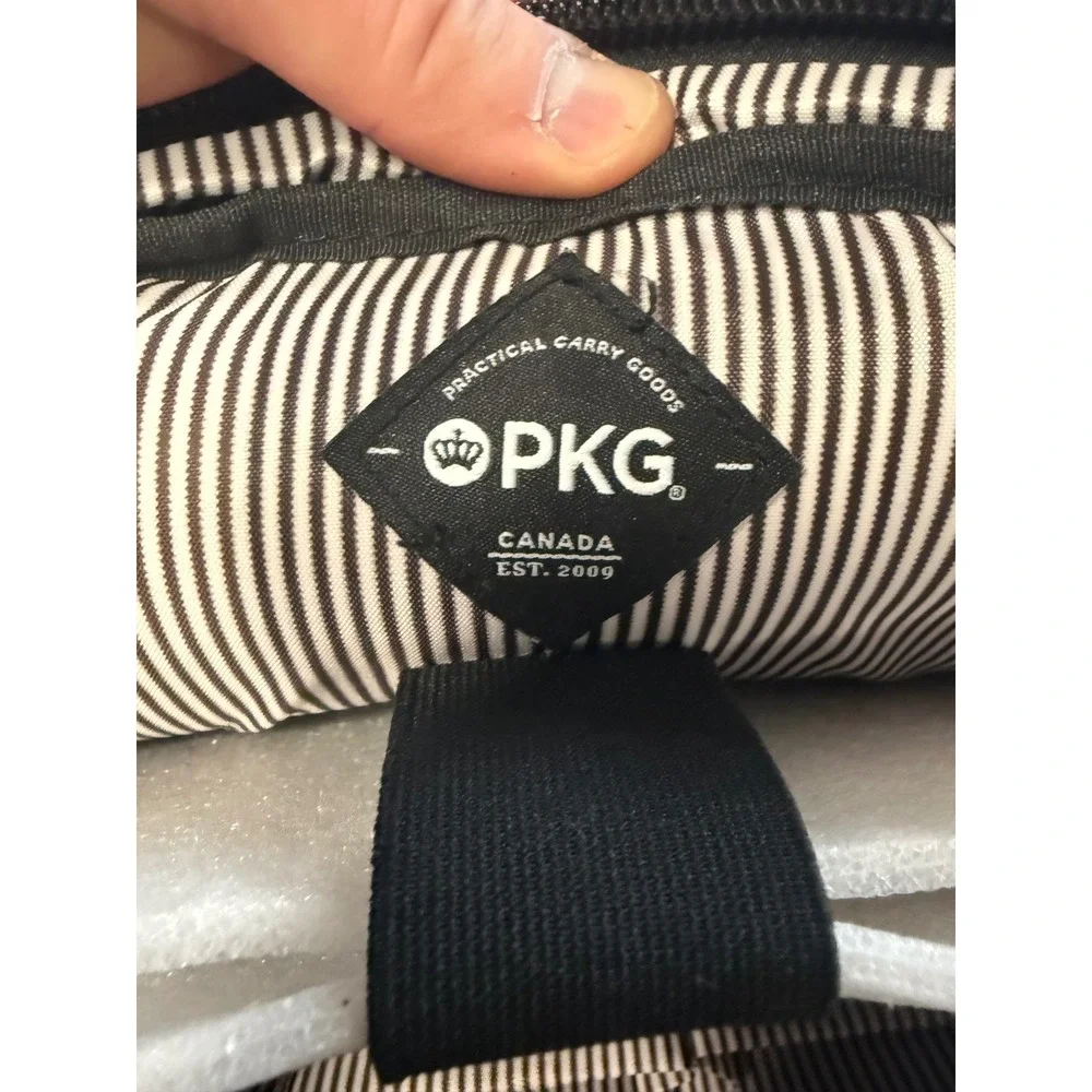 PKG Toronto Canada Laptop Briefcase Heather Grey Business Messenger Bag Slim